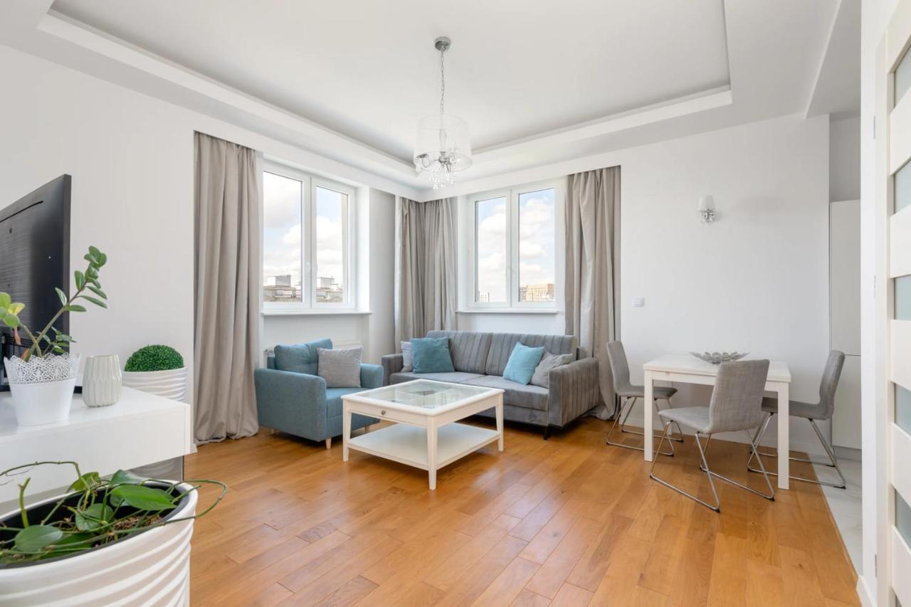 Przestronny Apartament Z Widokiem Na Miasto W Warszawie Varsóvia Exterior foto
