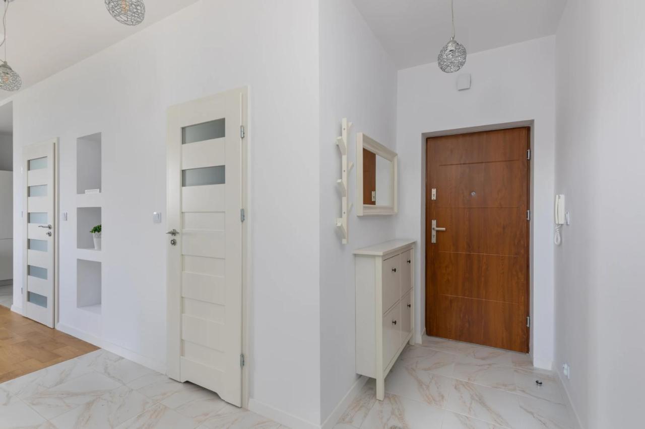 Przestronny Apartament Z Widokiem Na Miasto W Warszawie Varsóvia Exterior foto
