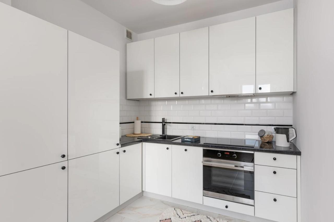 Przestronny Apartament Z Widokiem Na Miasto W Warszawie Varsóvia Exterior foto